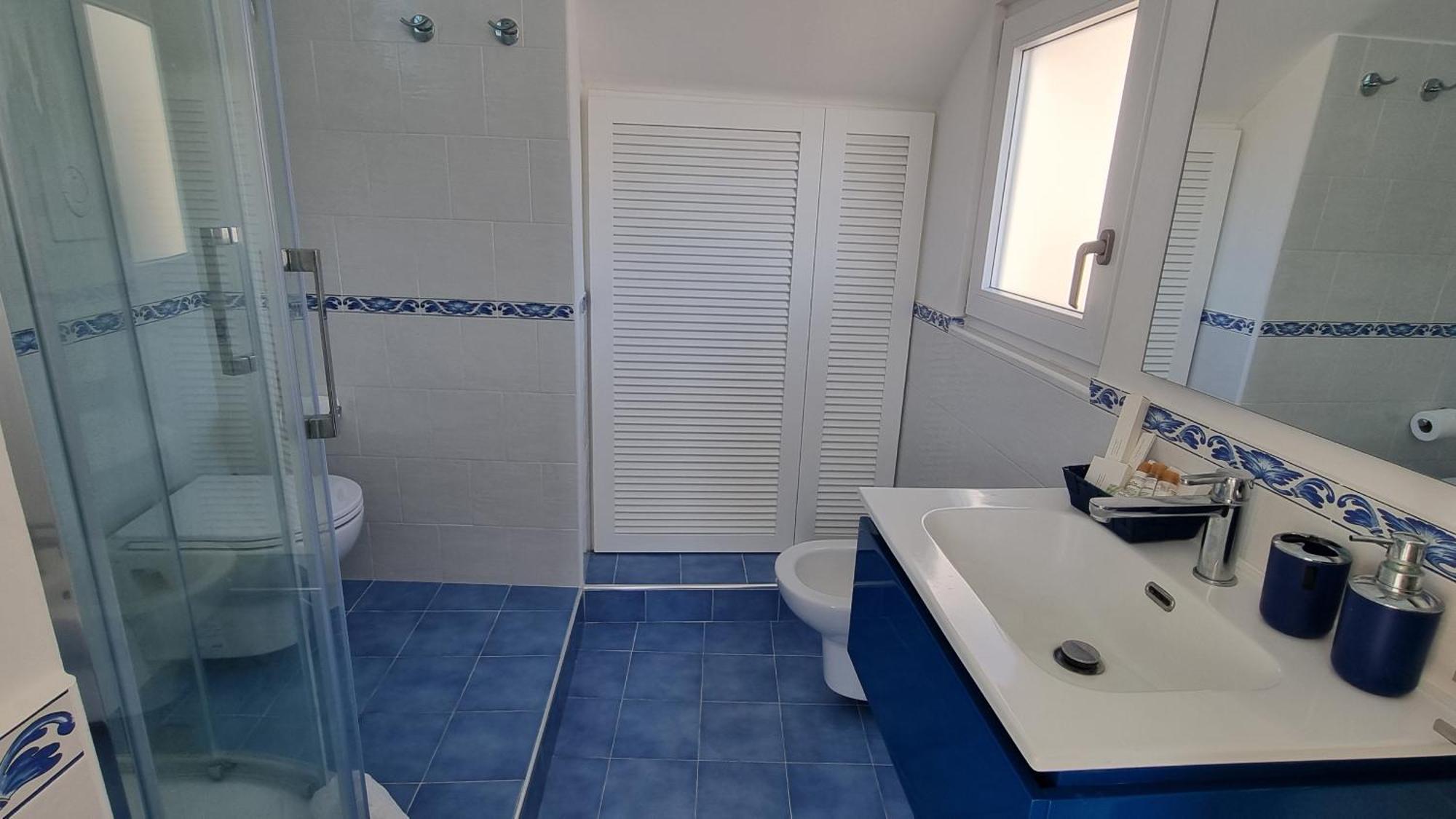 Romy Blu Apartment กาปรี ภายนอก รูปภาพ